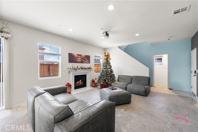 Detail Gallery Image 22 of 60 For 2517 San Madrid, Rosamond,  CA 93560 - 3 Beds | 2/1 Baths