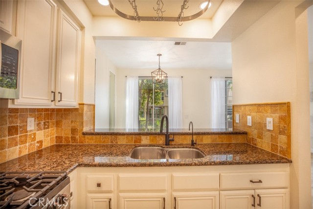 22 Pasto Rico, Rancho Santa Margarita CA: https://media.crmls.org/medias/356bf4b5-1cc5-4d95-a99a-8d1cdbafe091.jpg