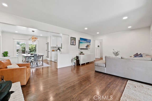 356c4d1e E60e 4e01 8a7c A5e4c67d1fba