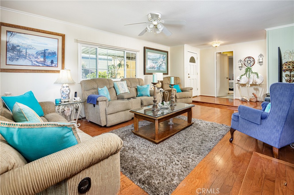 MLS #OC25245120 image #6