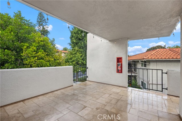 2328 Via Mariposa West, Laguna Woods CA: https://media.crmls.org/medias/356c9198-2d0a-4a44-a552-100f366da121.jpg