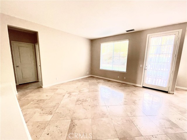 Detail Gallery Image 9 of 19 For 16 Kingsway, Ladera Ranch,  CA 92694 - 5 Beds | 3 Baths