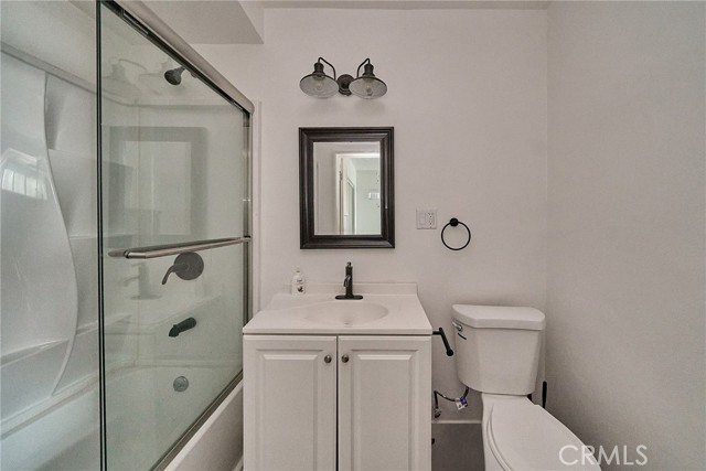 Detail Gallery Image 17 of 19 For 8734 Ramsgate, Los Angeles,  CA 90045 - 4 Beds | 4 Baths