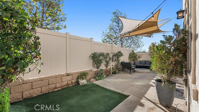 7323 Garnet Ridge, Jurupa Valley CA: https://media.crmls.org/medias/356d4e89-4b2c-442f-bb4f-7f3bd23974a3.jpg