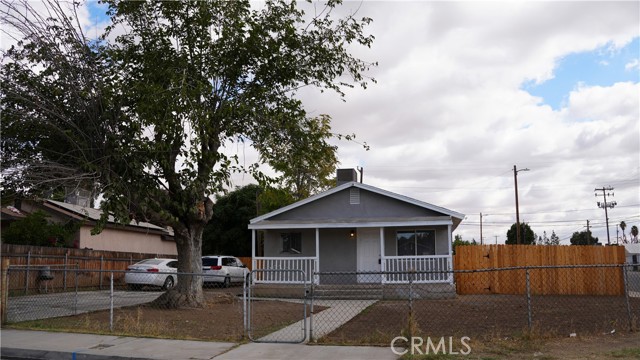 Detail Gallery Image 15 of 16 For 3602 L St, Bakersfield,  CA 93301 - 3 Beds | 1 Baths