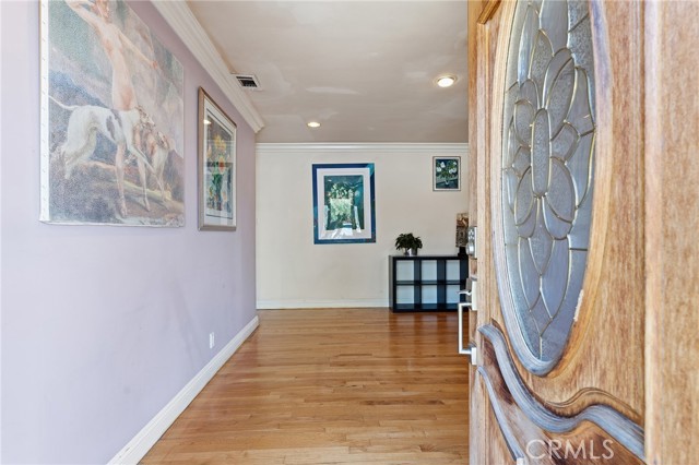 Detail Gallery Image 2 of 36 For 21904 Galvez, Woodland Hills,  CA 91364 - 3 Beds | 3/1 Baths