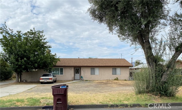 Image 1 of 3 For 40662 Whittier Avenue