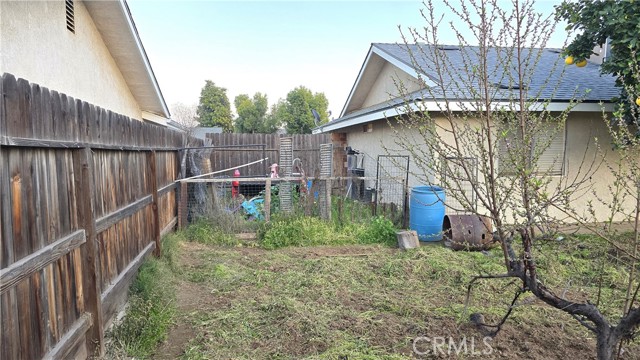 Detail Gallery Image 26 of 27 For 155 N Haney Ave, Reedley,  CA 93654 - 3 Beds | 2 Baths