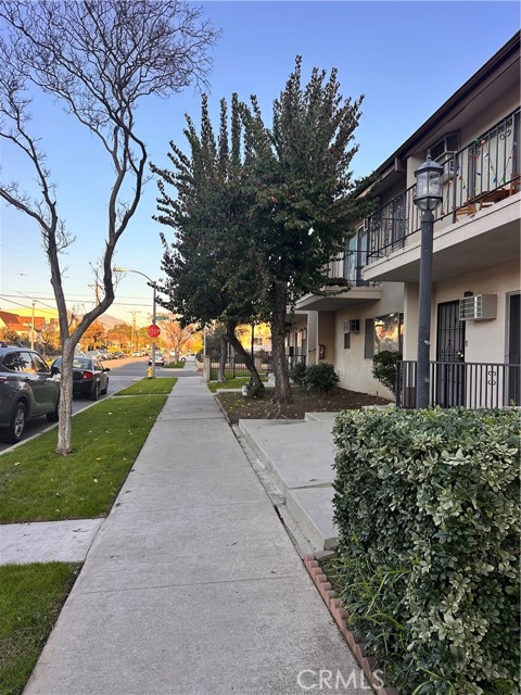 Detail Gallery Image 3 of 14 For 343 N 3rd, Alhambra,  CA 91801 - 2 Beds | 1 Baths