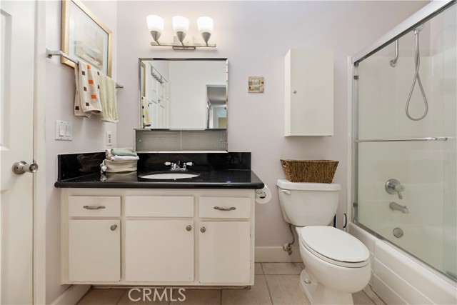 419 N Alice Way, Anaheim CA: https://media.crmls.org/medias/357204e5-9248-4c37-bd5b-d45b653252e8.jpg