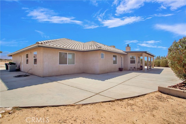 7330 Smoke Tree Road, Phelan CA: https://media.crmls.org/medias/35723ccd-6e23-46fc-b2cc-8142bdc37aad.jpg