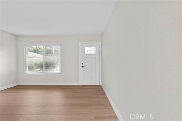 Detail Gallery Image 4 of 35 For 2171 S Magnolia Ave, Ontario,  CA 91762 - 3 Beds | 2 Baths