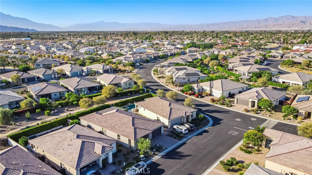 MLS #DW25252670 image #10