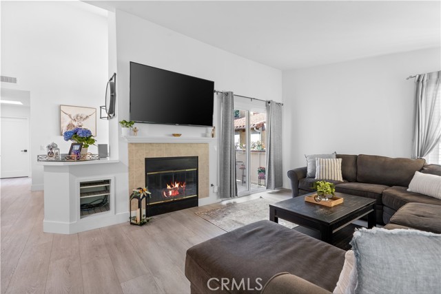 Detail Gallery Image 3 of 29 For 5225 Box Canyon Ct 21g,  Yorba Linda,  CA 92887 - 2 Beds | 2 Baths