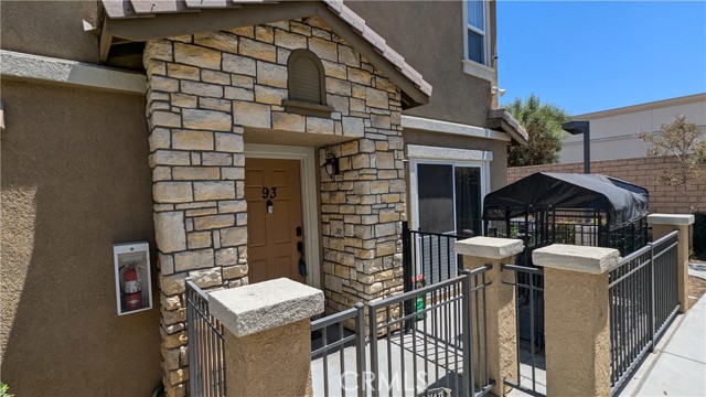 Detail Gallery Image 1 of 1 For 15669 Lasselle St #93,  Moreno Valley,  CA 92551 - 3 Beds | 3 Baths