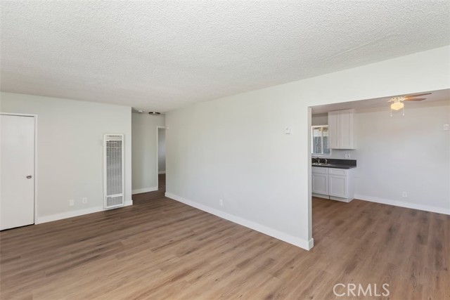 12777 Perris Boulevard, Moreno Valley CA: https://media.crmls.org/medias/35730cc4-d156-45f6-96d8-f6eb49a7065d.jpg