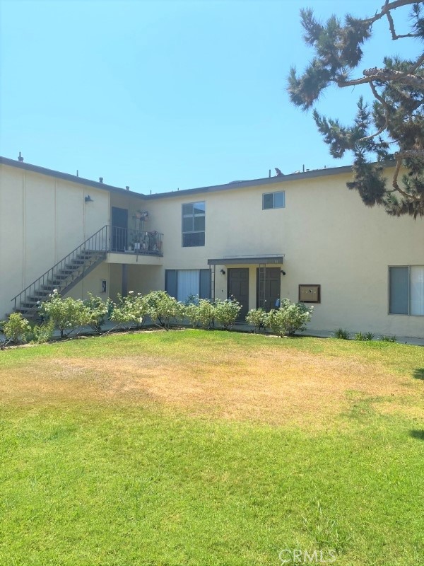 Front Image Thumbnail for CRSR26087877