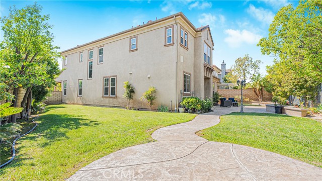 Detail Gallery Image 13 of 40 For 26812 Peppertree Dr, Valencia,  CA 91381 - 5 Beds | 3 Baths