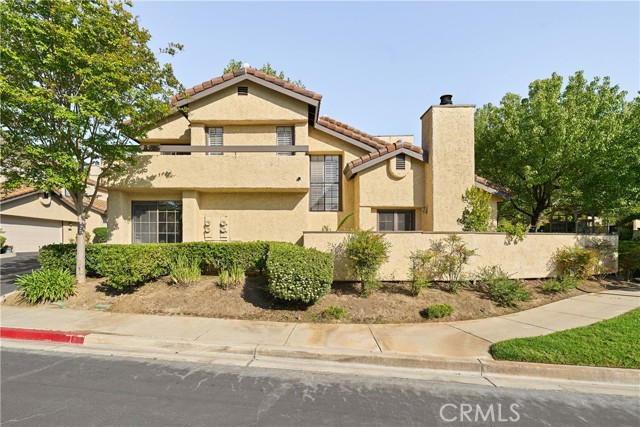 1202 Monte Sereno Drive, Thousand Oaks CA: https://media.crmls.org/medias/35743c79-93f7-4f98-9bfc-0bc086c3d8d1.jpg