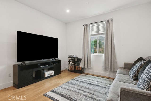 3557 W Seco Drive, San Bernardino CA: https://media.crmls.org/medias/35748915-d3bc-4f44-a0b9-780a940b036c.jpg