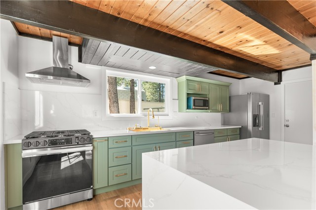 39933 Deer, Big Bear Lake, CA 92315