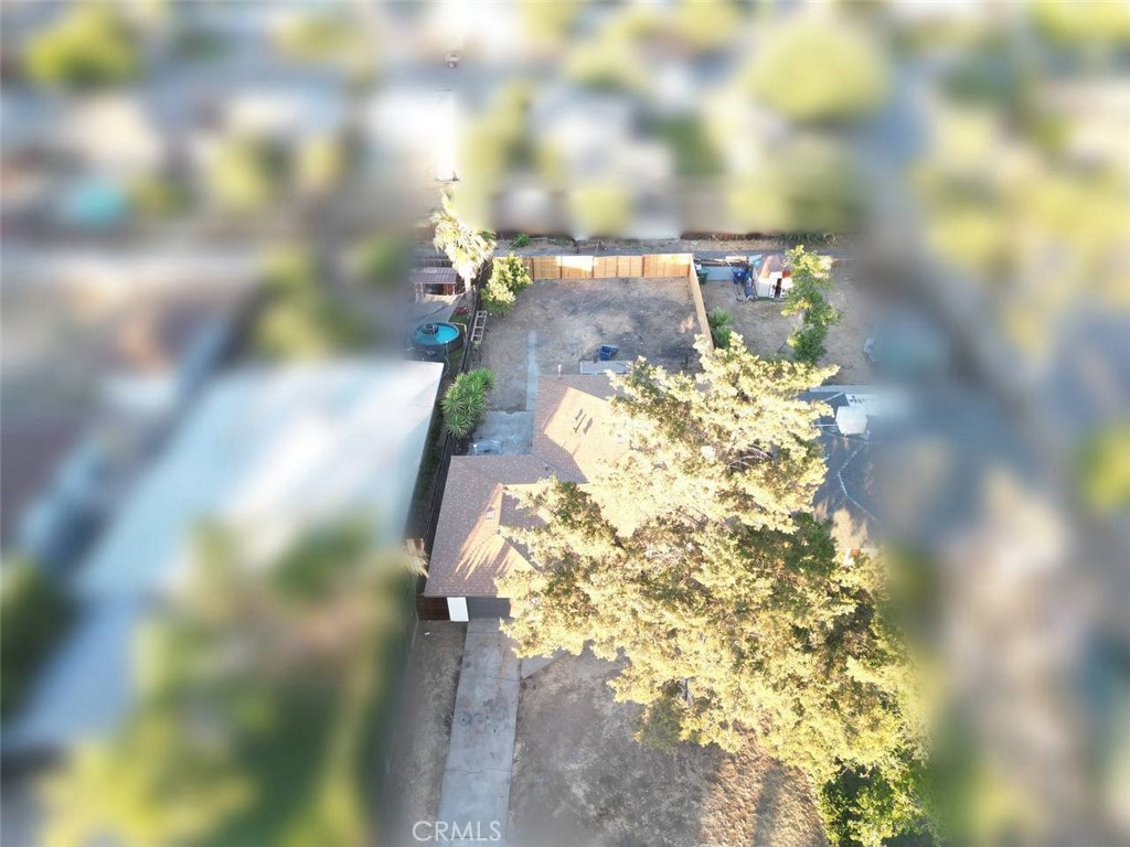 https://media.crmls.org/medias/35760417-555e-46b4-a5e9-8bbc4e1976d0.jpg?preset=X-Large