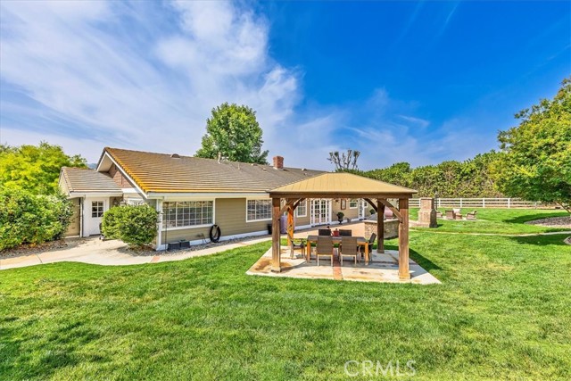 30026 Santiago Road, Temecula CA: https://media.crmls.org/medias/35765b8a-0342-4530-8817-3a68714d3e4b.jpg