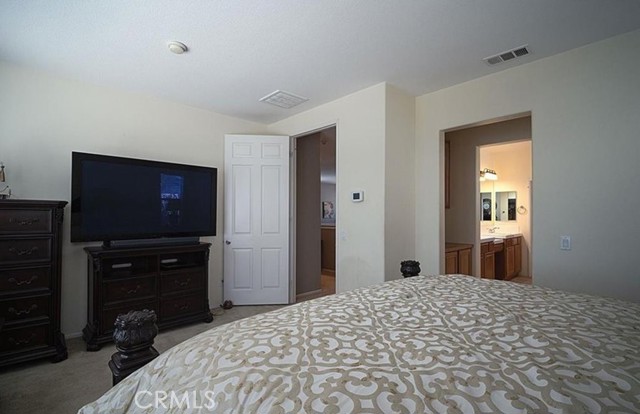 Detail Gallery Image 18 of 34 For 31961 Honeysuckle Cir, Winchester,  CA 92596 - 4 Beds | 3 Baths