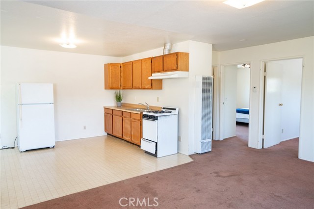 740 Walnut Lane, Santa Barbara CA: https://media.crmls.org/medias/357703ad-ece5-400f-961b-173a970b53e4.jpg