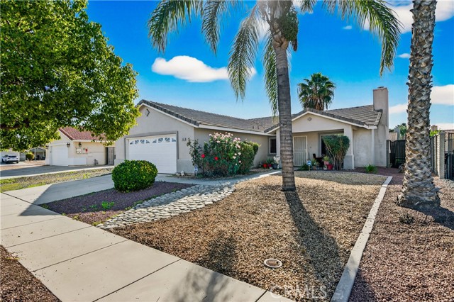 Detail Gallery Image 4 of 34 For 2995 Joshua, Hemet,  CA 92545 - 3 Beds | 2 Baths
