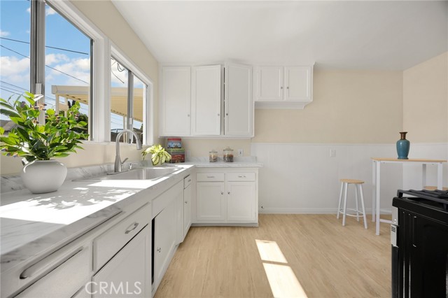 Detail Gallery Image 7 of 17 For 13418 Harvest Ave, Norwalk,  CA 90650 - 3 Beds | 1 Baths