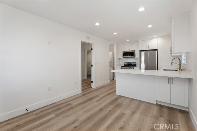 Detail Gallery Image 6 of 25 For 9251 Parliament Ave, Westminster,  CA 92683 - 1 Beds | 1 Baths