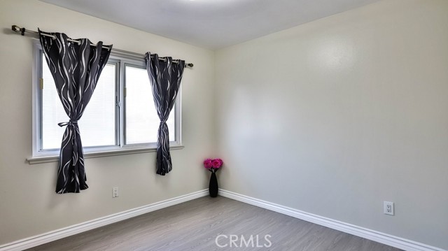 Image 30 of 47 For 12246 Nadine Circle