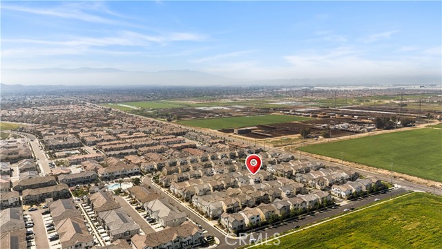 4253 S Heather Privado, Ontario CA: https://media.crmls.org/medias/3579cf26-51e7-49d4-a8f7-0c9446337afd.jpg