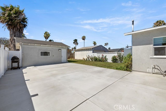 Detail Gallery Image 26 of 31 For 800 W 101 St, Los Angeles,  CA 90044 - 4 Beds | 2/1 Baths