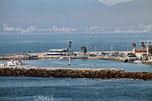 Redondo Beach King Harbor Yacht Club