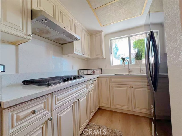 Detail Gallery Image 4 of 11 For 3904 Bresee Ave #7,  Baldwin Park,  CA 91706 - 2 Beds | 2 Baths