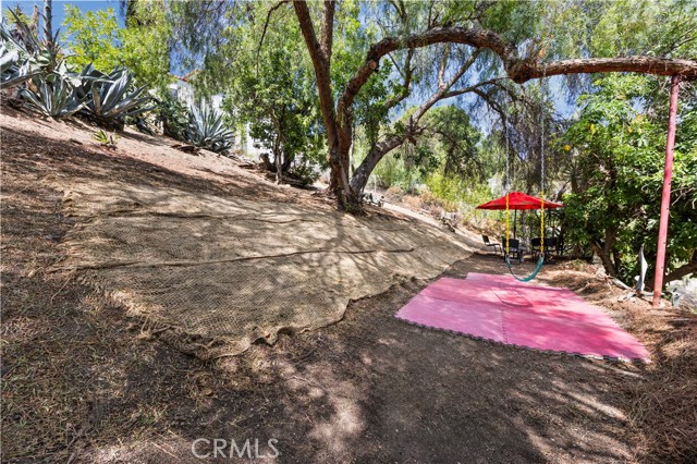 3135 Minnesota Street, Los Angeles CA: https://media.crmls.org/medias/357b1515-03ba-44ed-9f22-9eab938e711f.jpg