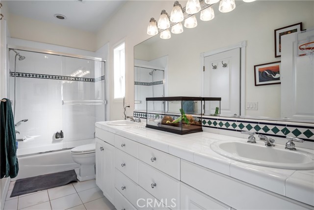 3619 Laurel Avenue, Manhattan Beach, California 90266, 4 Bedrooms Bedrooms, ,4 BathroomsBathrooms,Residential,Sold,Laurel,SB22045934