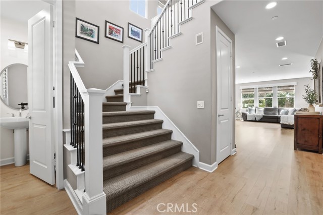 Detail Gallery Image 18 of 48 For 26 Morning Glory, Lake Forest,  CA 92630 - 3 Beds | 3/1 Baths