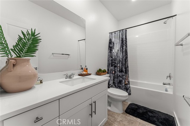 Detail Gallery Image 7 of 59 For 16776 Tulip Tree Street, Fontana,  CA 92336 - 5 Beds | 4 Baths