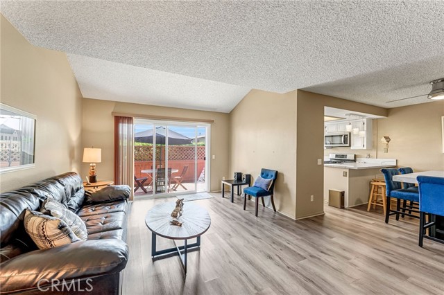 Detail Gallery Image 21 of 42 For 1771 Dumitru Way #C,  Corona,  CA 92881 - 2 Beds | 2/1 Baths