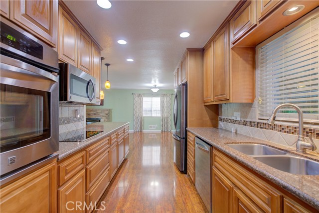 Detail Gallery Image 17 of 47 For 3728 Fuchsia Ln, Modesto,  CA 95356 - 3 Beds | 2 Baths