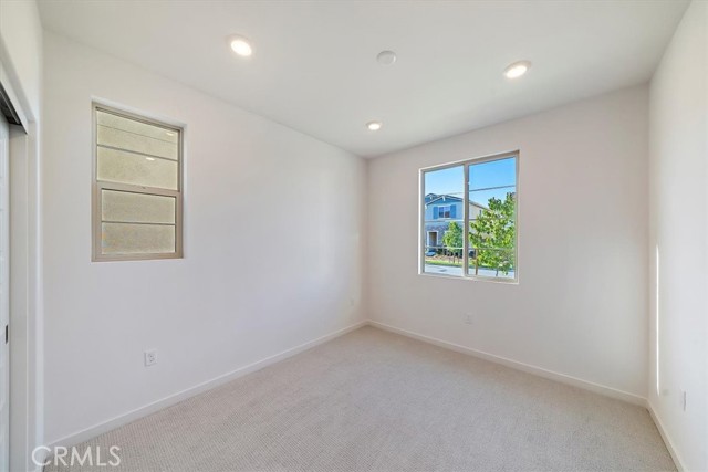 Detail Gallery Image 11 of 25 For 3809 Crossen Dr, Corona,  CA 92883 - 4 Beds | 3 Baths