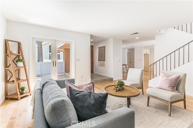 2204 Dufour Avenue, Redondo Beach, California 90278, 3 Bedrooms Bedrooms, ,2 BathroomsBathrooms,Residential,Sold,Dufour,SB22166014