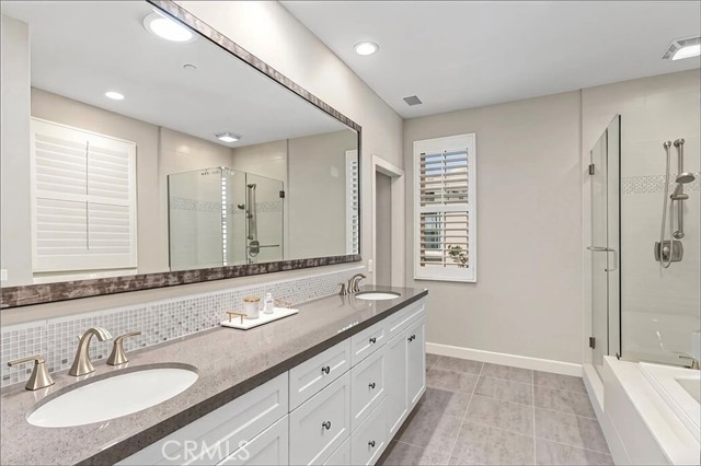 72 Granite, Irvine CA: https://media.crmls.org/medias/357e5cee-4214-49d4-b738-d2684f7a0dba.jpg