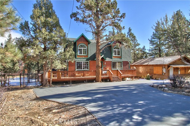 Detail Gallery Image 6 of 36 For 525 Pine Ln, Sugarloaf,  CA 92386 - 3 Beds | 2 Baths