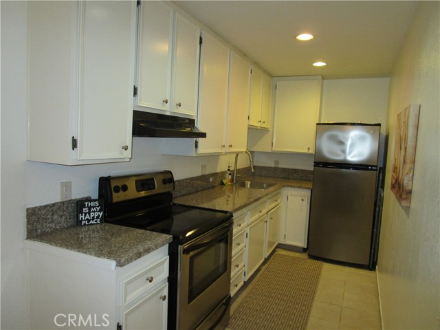 Image 8 for 2800 Los Felices CIR #203