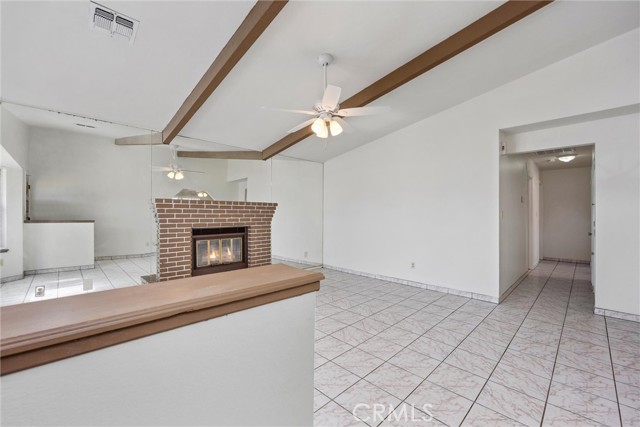 Detail Gallery Image 3 of 25 For 5101 Stancliff St, Bakersfield,  CA 93307 - 3 Beds | 2 Baths