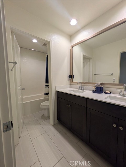 Detail Gallery Image 13 of 24 For 12886 Greenstone Way, Moreno Valley,  CA 92555 - 4 Beds | 2/1 Baths
